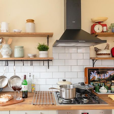 スタンリーCharacterful Terrace Retreat In County Durham - Sleeps 6アパートメント エクステリア 写真